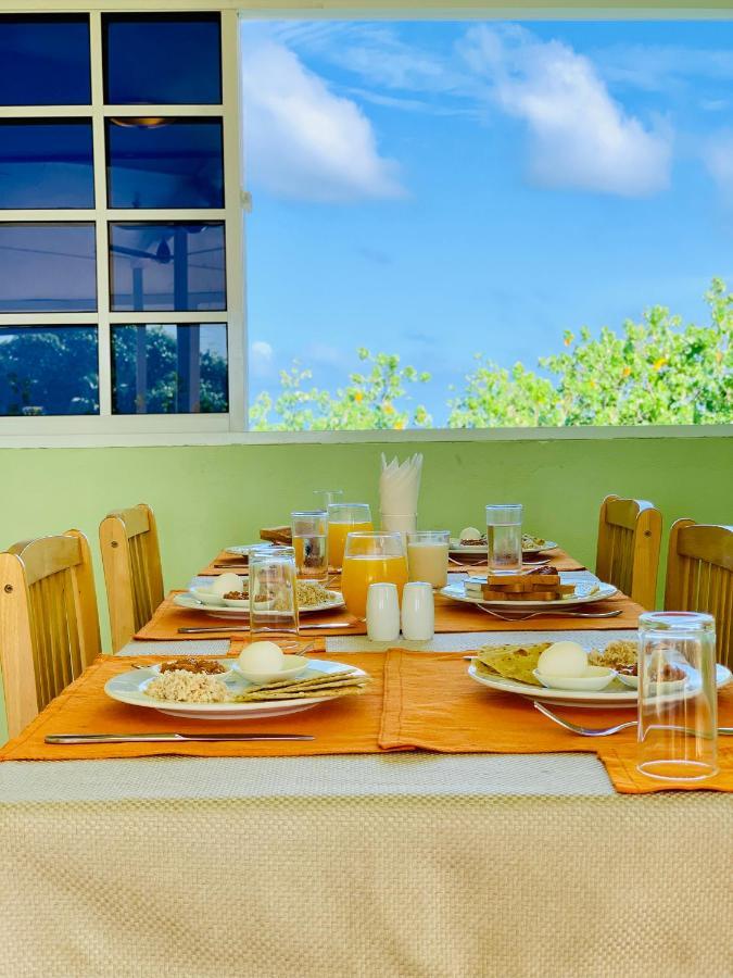 Ilaa Beach Maldives Hotel Gulhi Eksteriør billede
