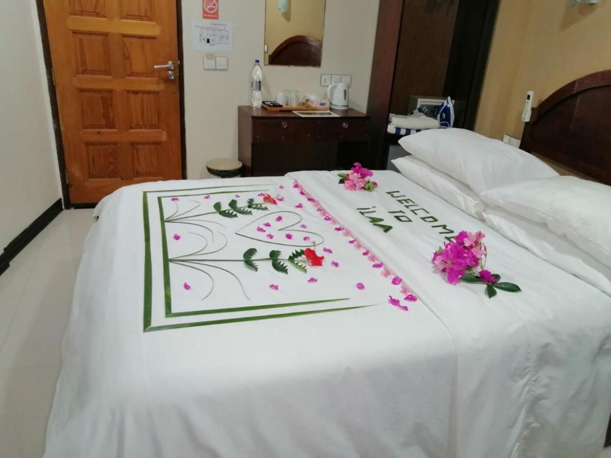 Ilaa Beach Maldives Hotel Gulhi Eksteriør billede