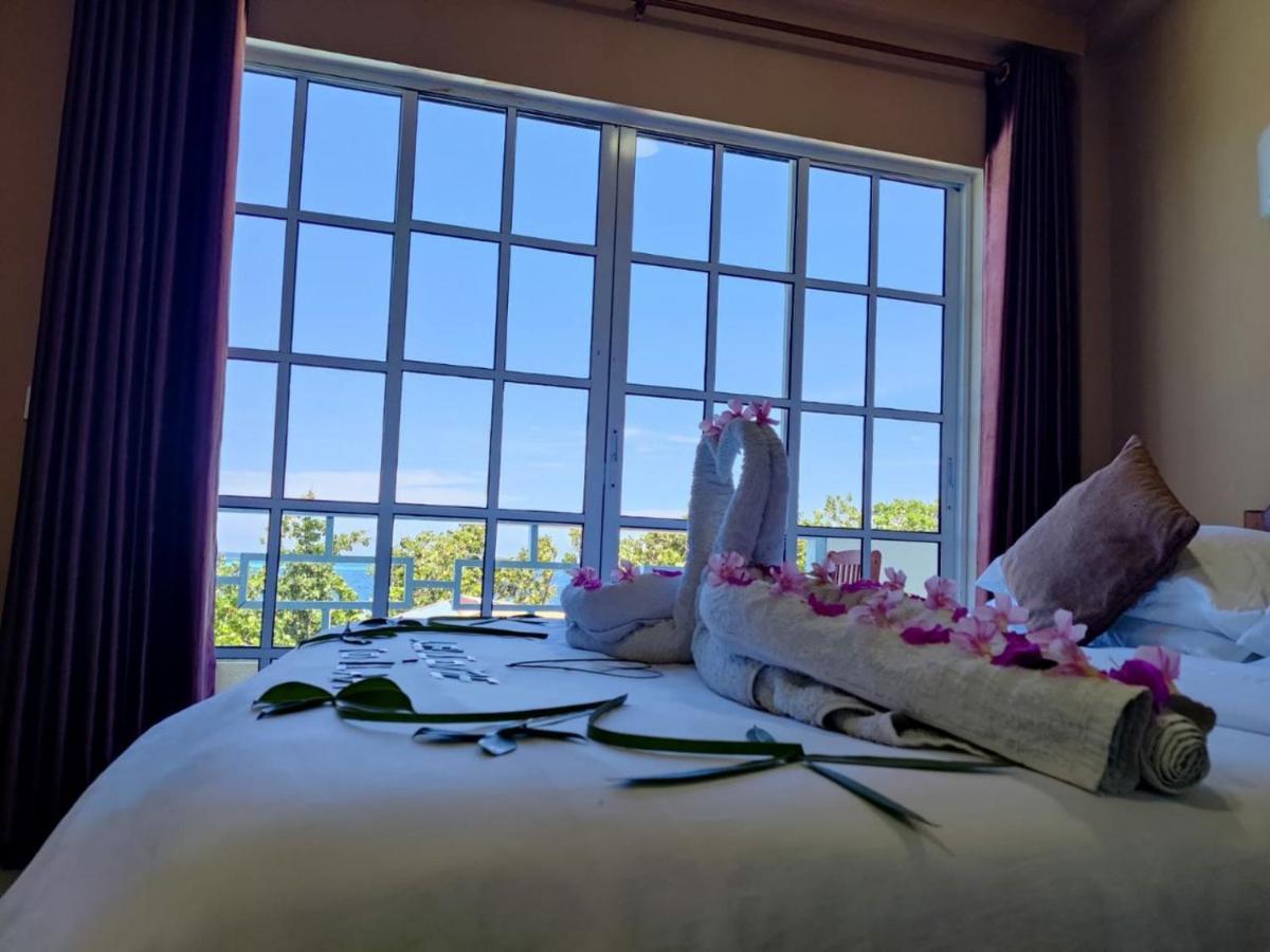 Ilaa Beach Maldives Hotel Gulhi Eksteriør billede